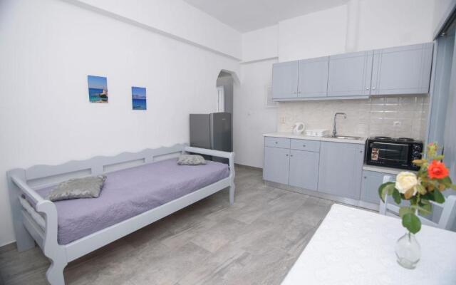 Studios Akrogiali
