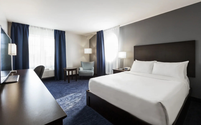 Imperia Hotel and Suites