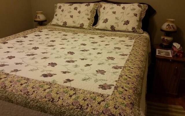 Susan's Sanctuary Bed & Breakfast
