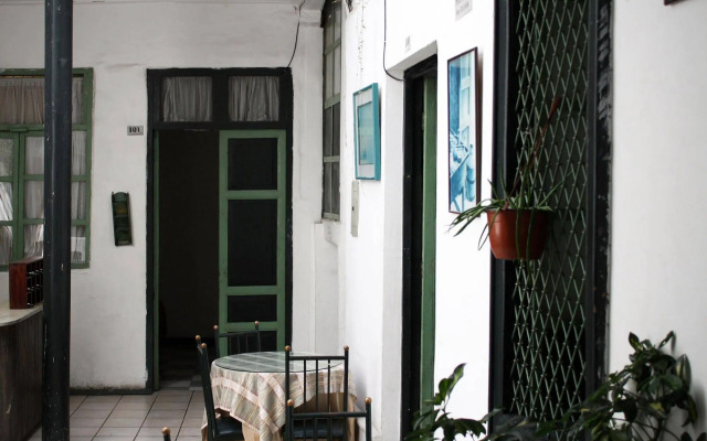 Hostal Latina