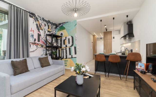 Studio Kraków Długosza by Renters