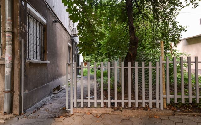 FM Premium 2-BDR Apartment - Charming Murphy Str