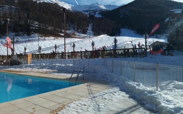 Chaleureux appartement au cœur des Orres 1800