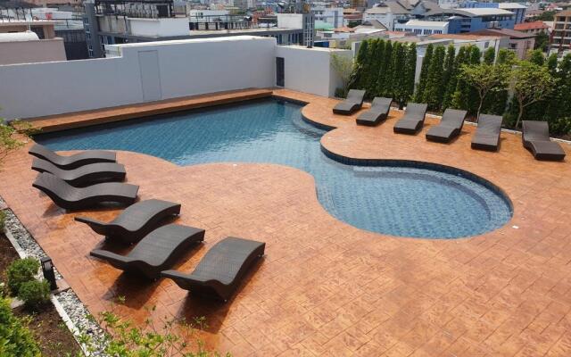 Journeyhub Pattaya Central