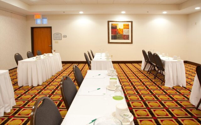 Holiday Inn Express Dumfries by IHG