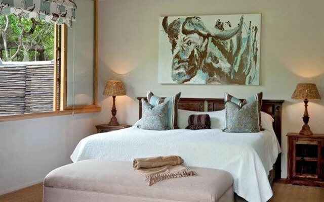 Makakatana Bay Lodge