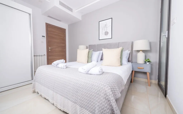 Appartement Luxueux à Kouba
