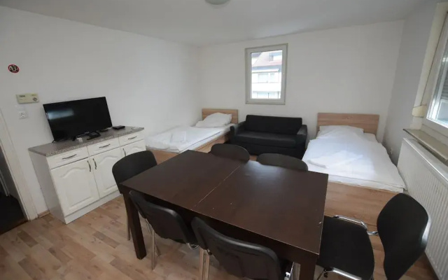 AB Apartment 15