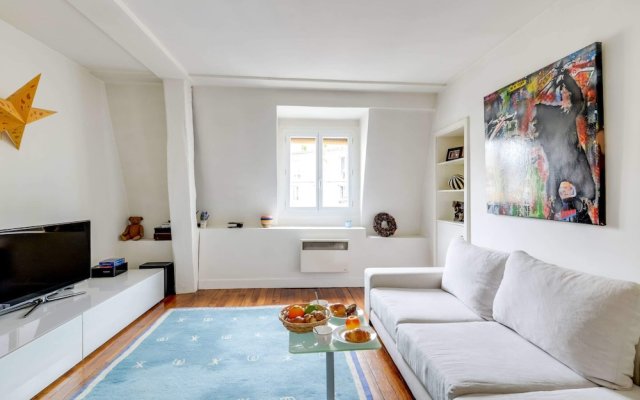 Comfy Apartment For 2 In Gare Du Nord