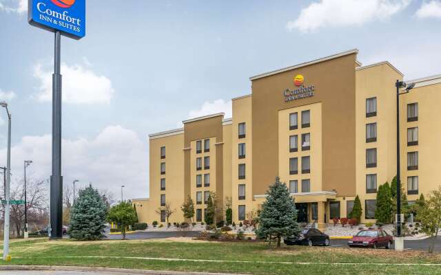 Comfort Inn & Suites Lexington - Hamburg I-75