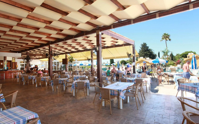 Makronisos Village