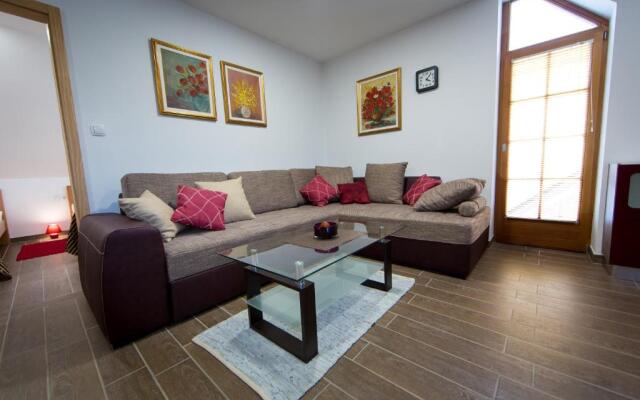 Apartmaji Smogavc