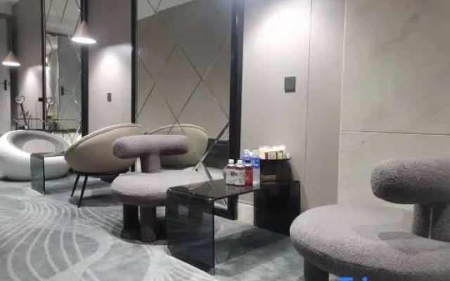 Yingli (Dongguan Tangxia Tianxin Cultural & Commercial Plaza Branch)