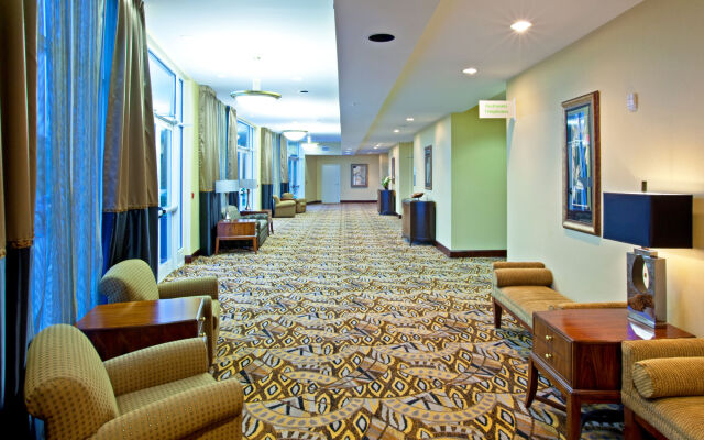 Holiday Inn Express Lexington North-Georgetown, an IHG Hotel