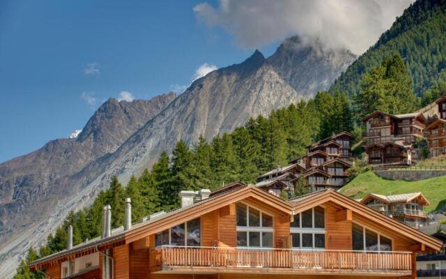 Mountain Exposure Luxury Chalets & Apartments