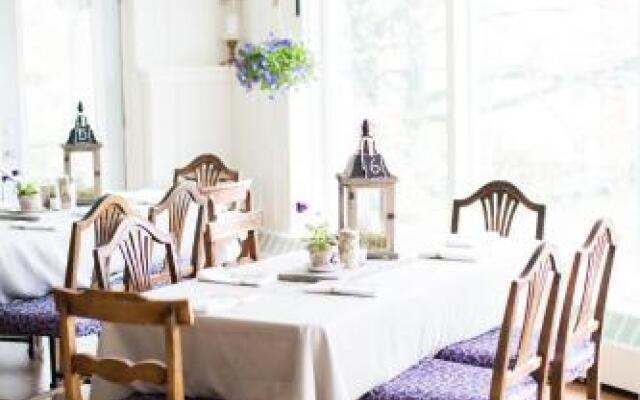 Boscawen Inn