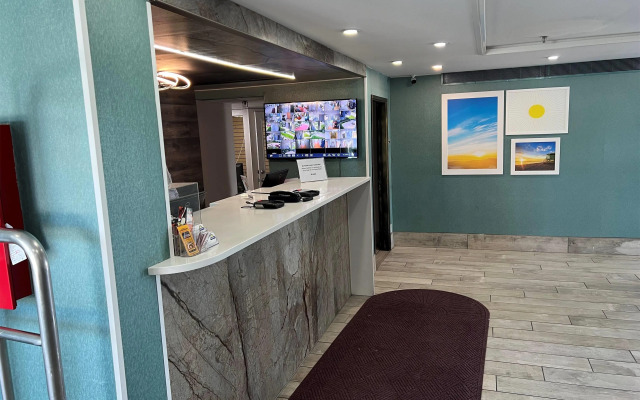 Days Inn by Wyndham West Des Moines / Clive