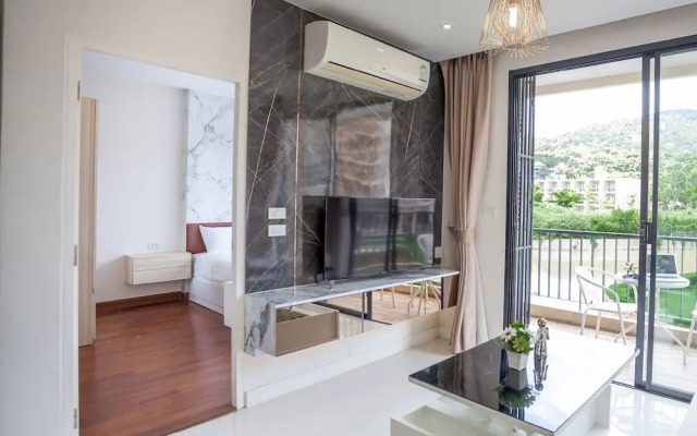 The Lago Naiharn Phuket By Sala Estate