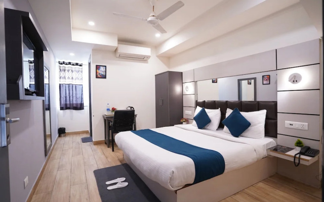 Hotel Lyf Corporate Suites - Kirti Nagar
