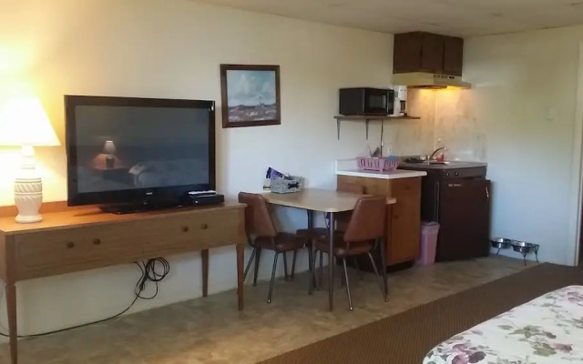 The Inn Between the Beaches