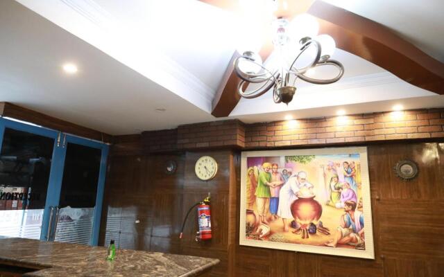 Sravanthy Inn