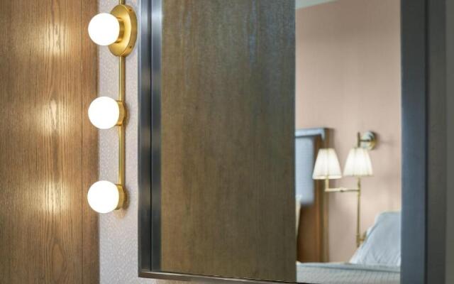 The Memphian, a Tribute Portfolio Hotel