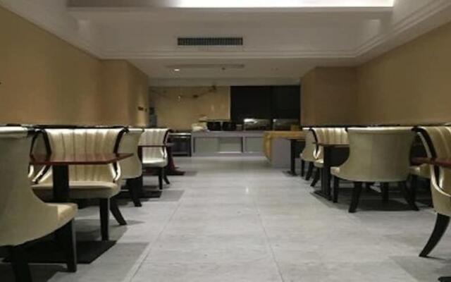 Junfu Hotel