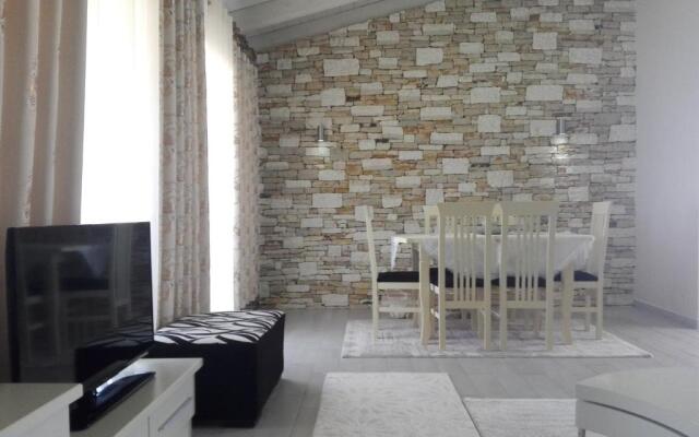 Vip Apartment by "Murati"