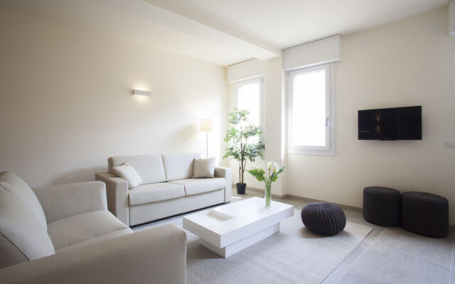 Erïk Langer Pedrocchi Suites