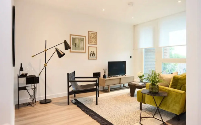 The Tottenham Sanctuary - Adorable 1bdr Flat With Balcony