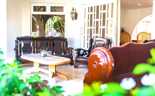 Bubali Villa & Apartments