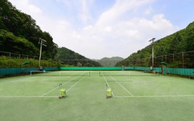 Chuncheon Aisan Tennis Pension