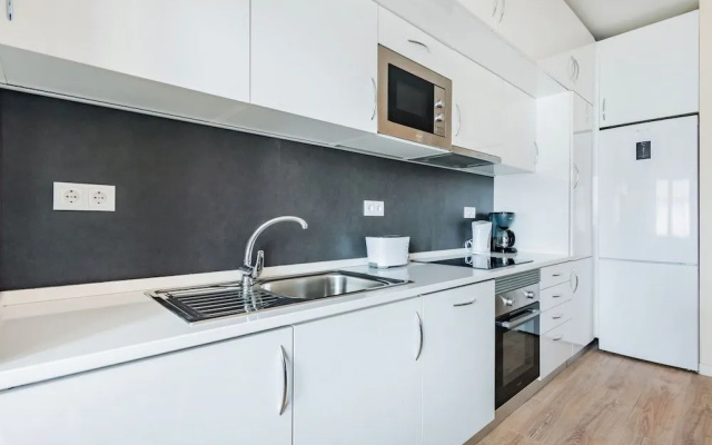 Oeiras Spacious and Modern Flat
