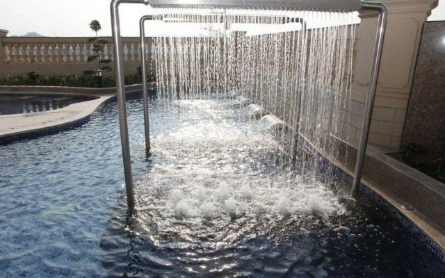 Baofeng Hot Springs Hotel