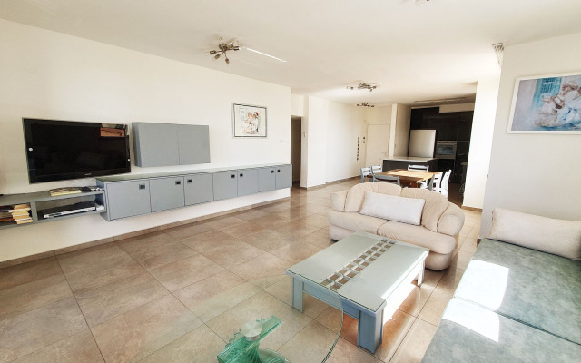 Apartment Musk, 3BR, Bat Yam, Masaryk St, #B5