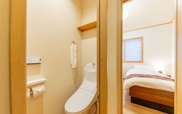 Yadoya Yanagidori East