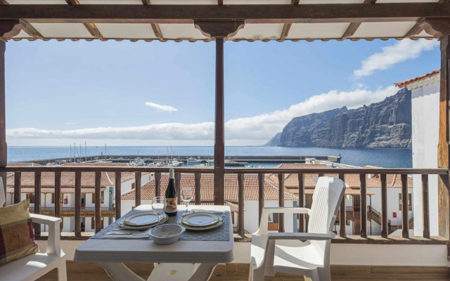Ático Los Gigantes con VistasWIFI 600 Mbps Acceso Playa