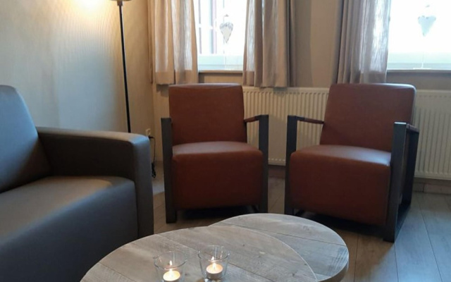 Modern Apartment Near Geuldal Epen