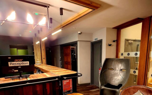 Pinnacle Suites