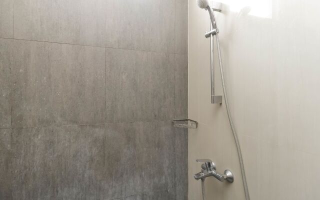 Super OYO Capital O 91140 Ayodya Kebon Jeruk