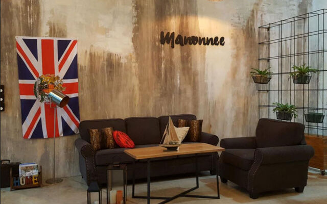 Manonnee Hotel