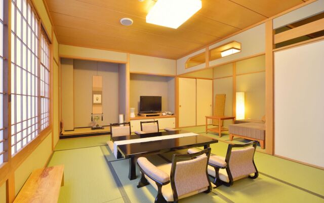 Narashino no Sato Gyokusui - Adults Only