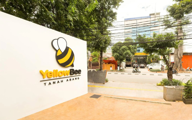 Yellow Bee Tanah Abang