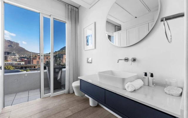 The Canal Three Bedroom Pool Duplex Penthouse - 203