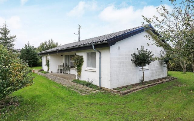 Inviting Holiday Home in Roslev 300m From Limfjorden