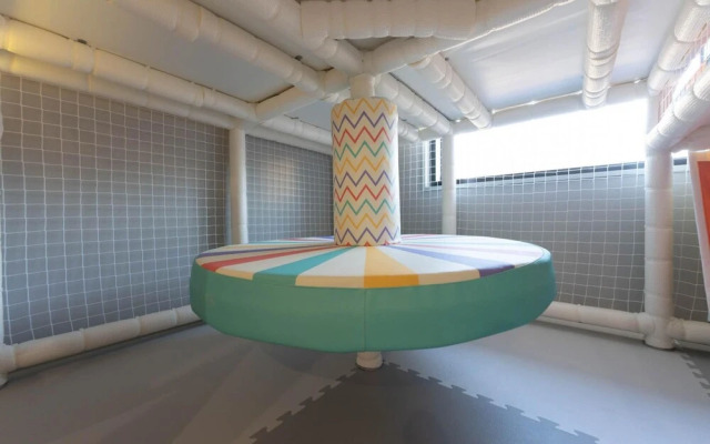 Gimhae Den Bastar Theme Kids Hotel