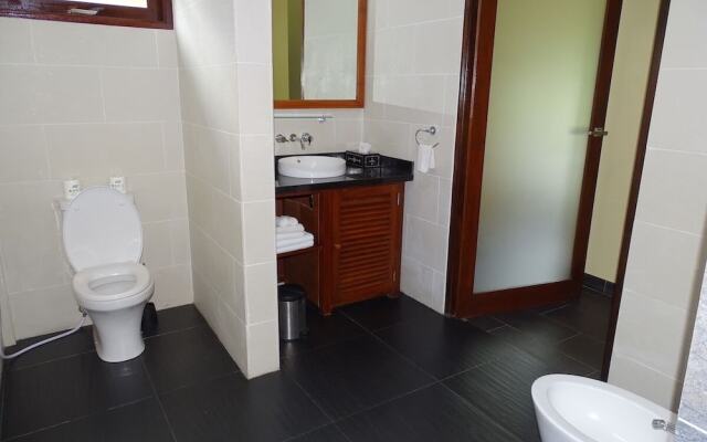 Bale Solah Lombok Holiday Resort