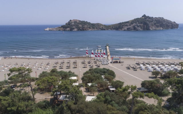 XL Hotels Hotel