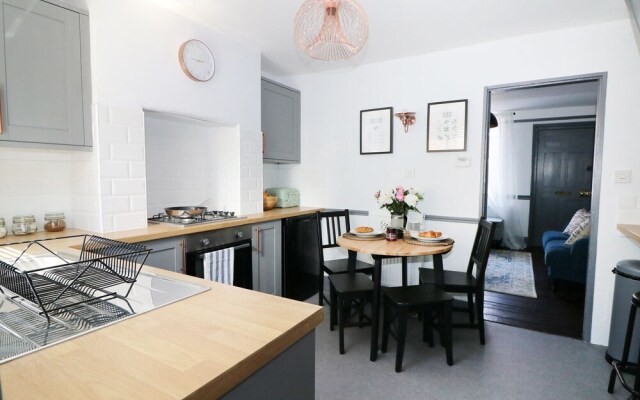 Lily Cottage
