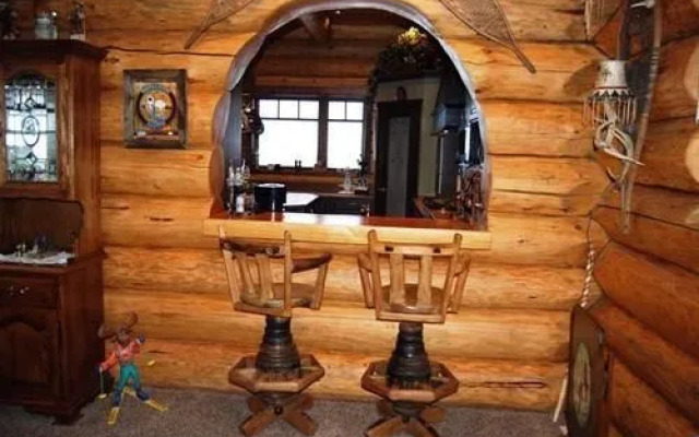 Keremeos Creek Crossing by Apex Accommodations